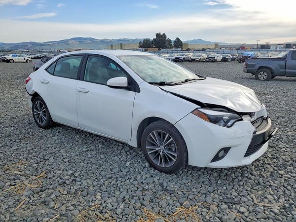 2016 TOYOTA COROLLA