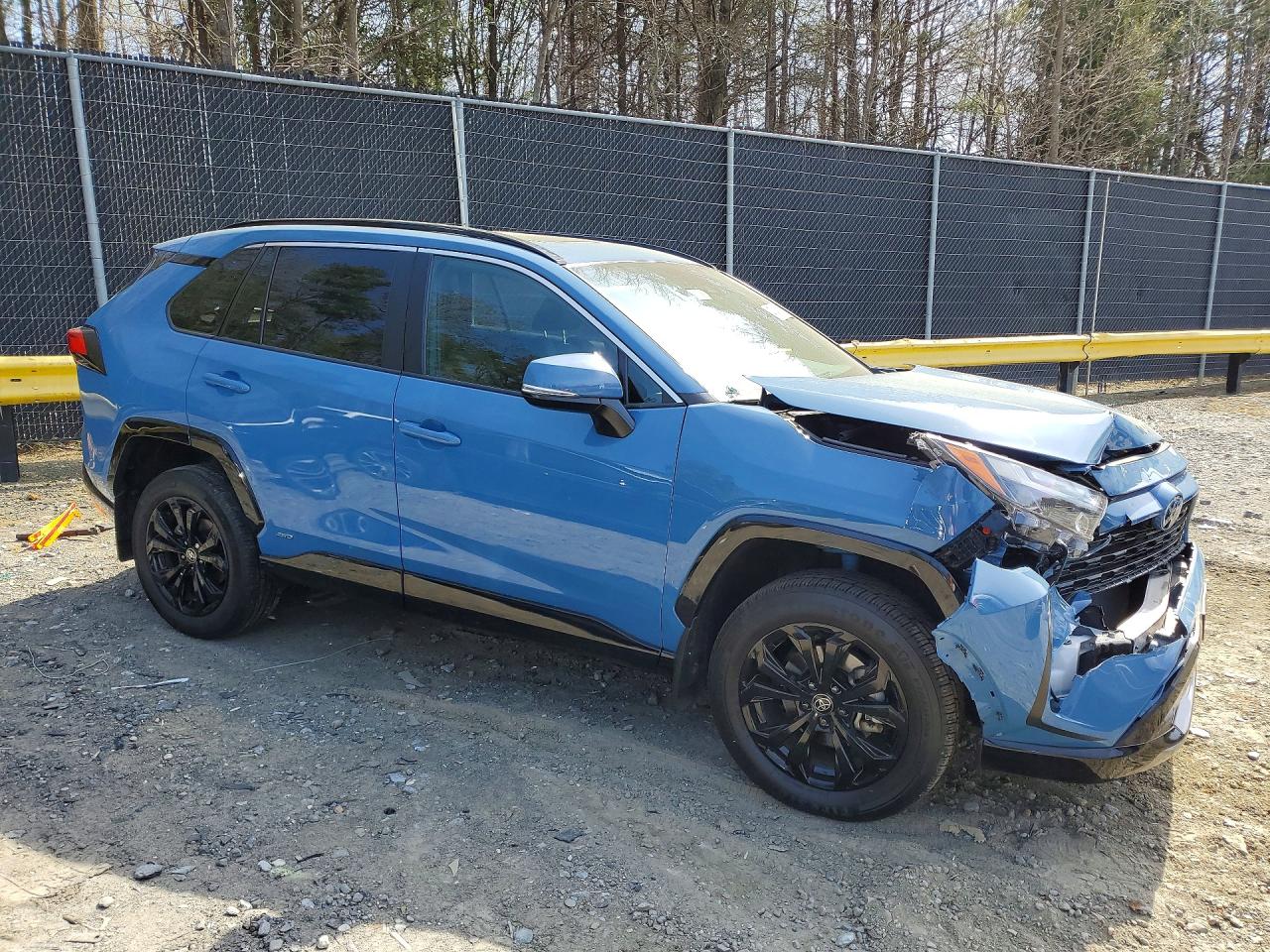 2022 TOYOTA RAV4 HYBRID SE