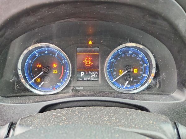 2017 TOYOTA COROLLA