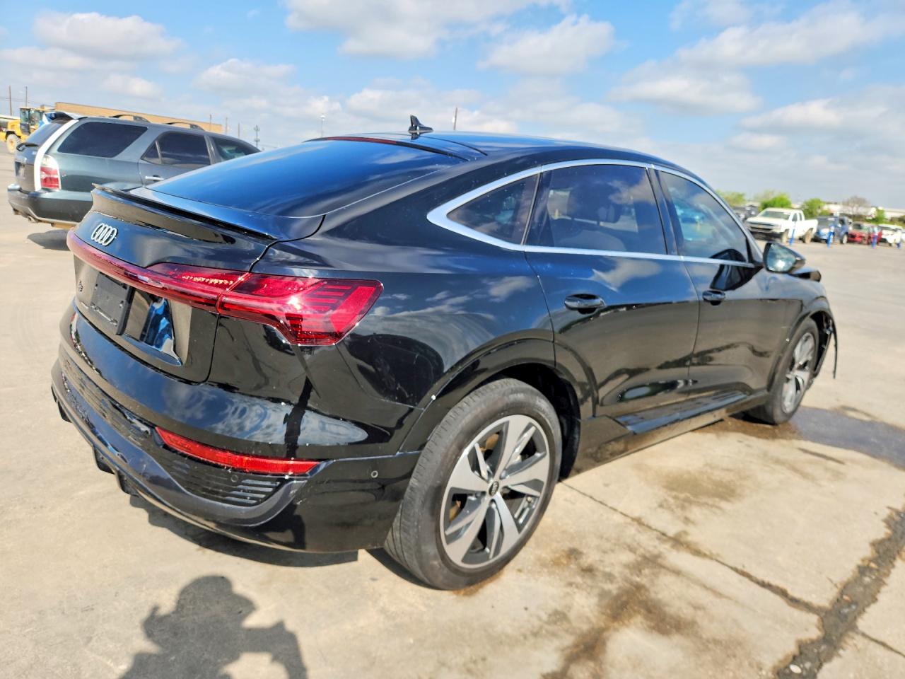 2024 AUDI Q8 E-TRON