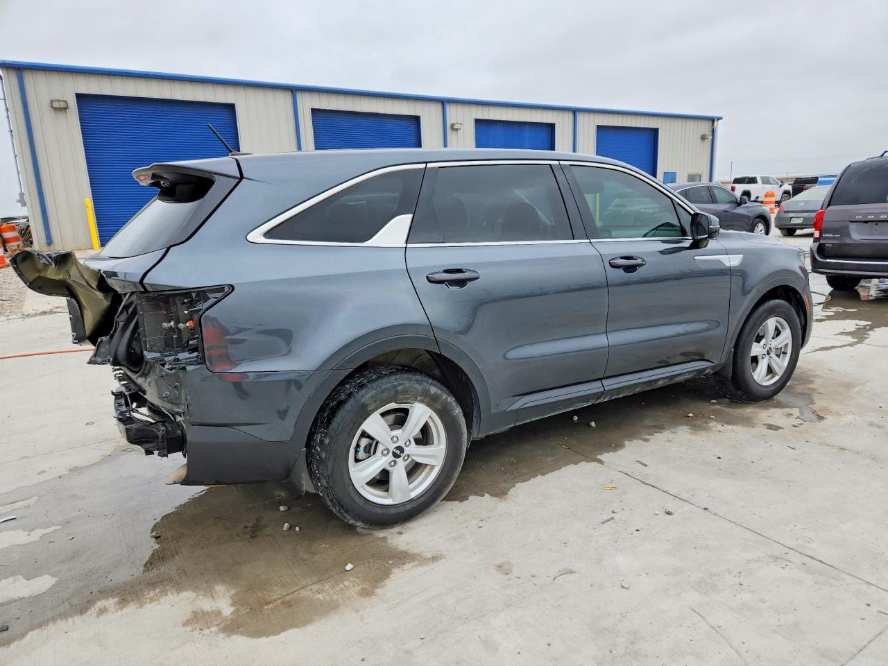 2022 KIA SORENTO LX