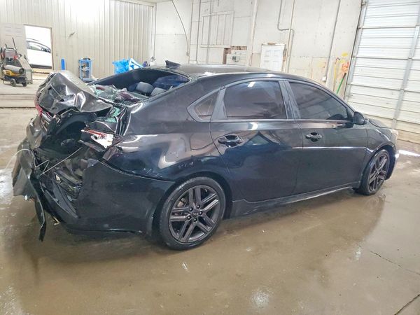 2021 KIA FORTE GT Line