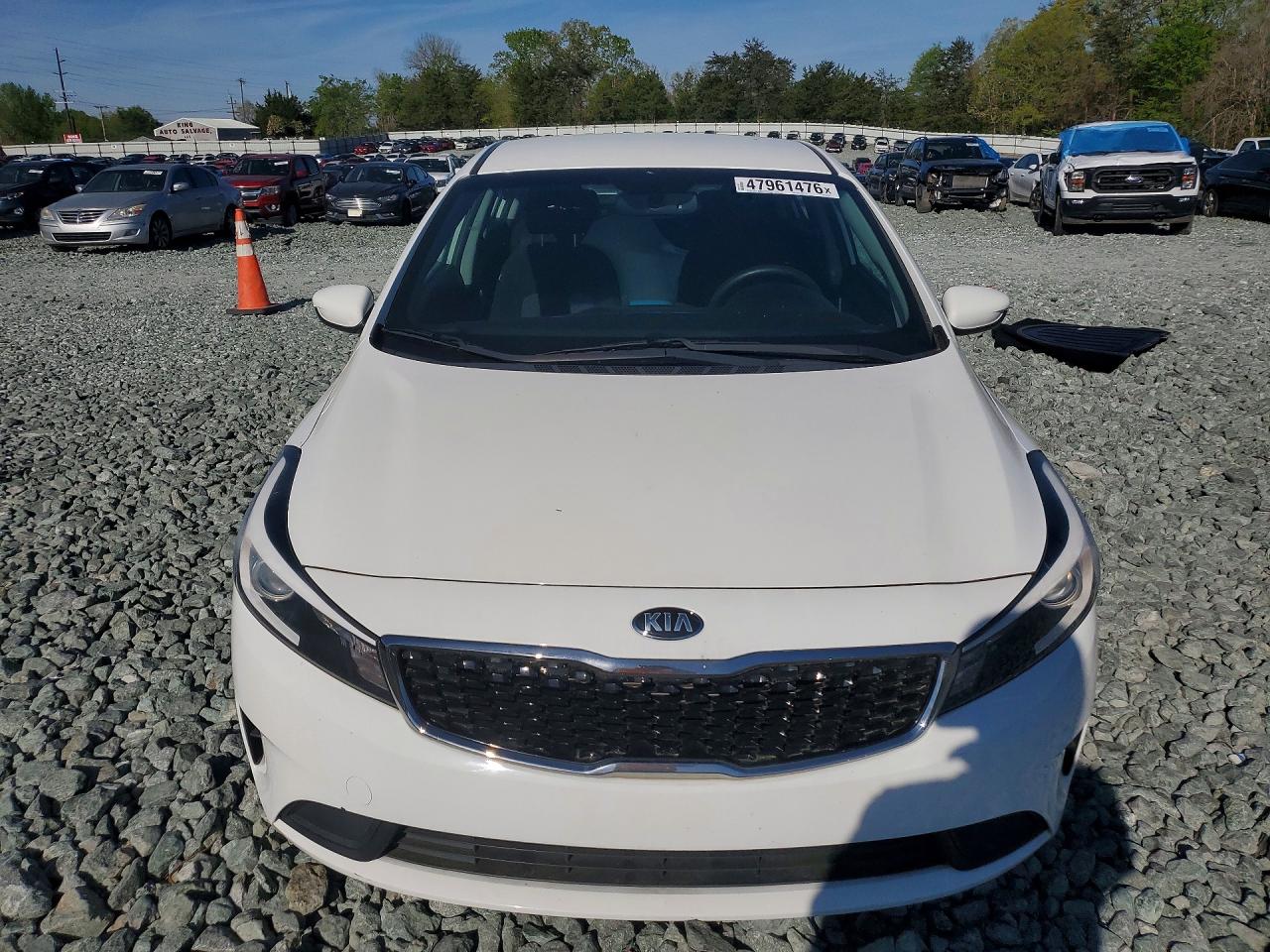 2017 KIA FORTE LX Base
