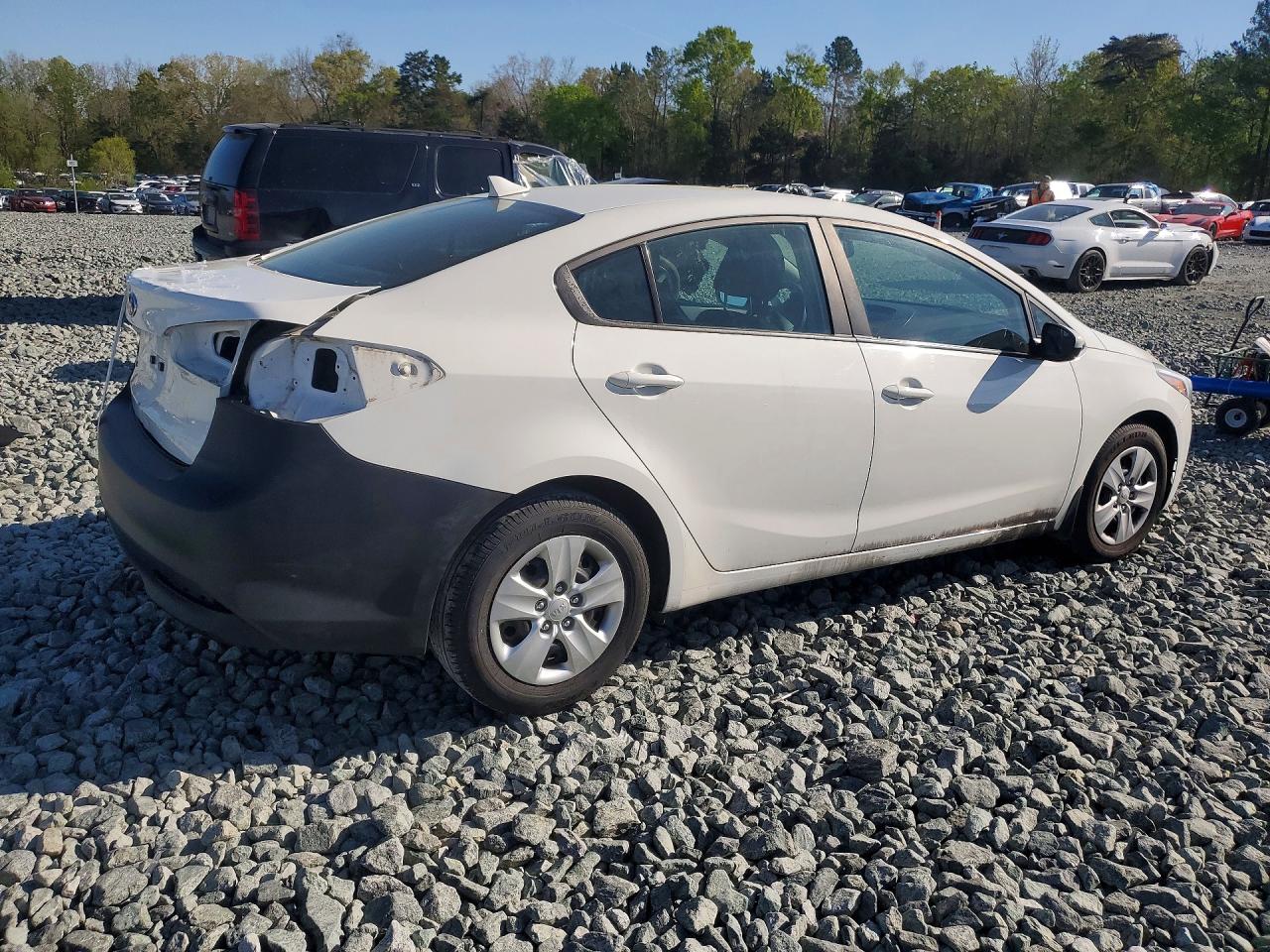 2017 KIA FORTE LX Base