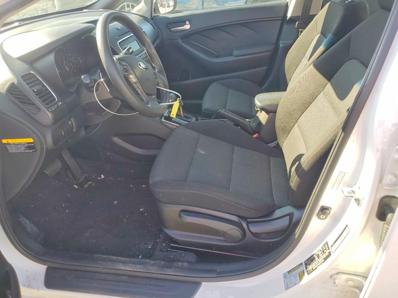 2017 KIA FORTE LX Base