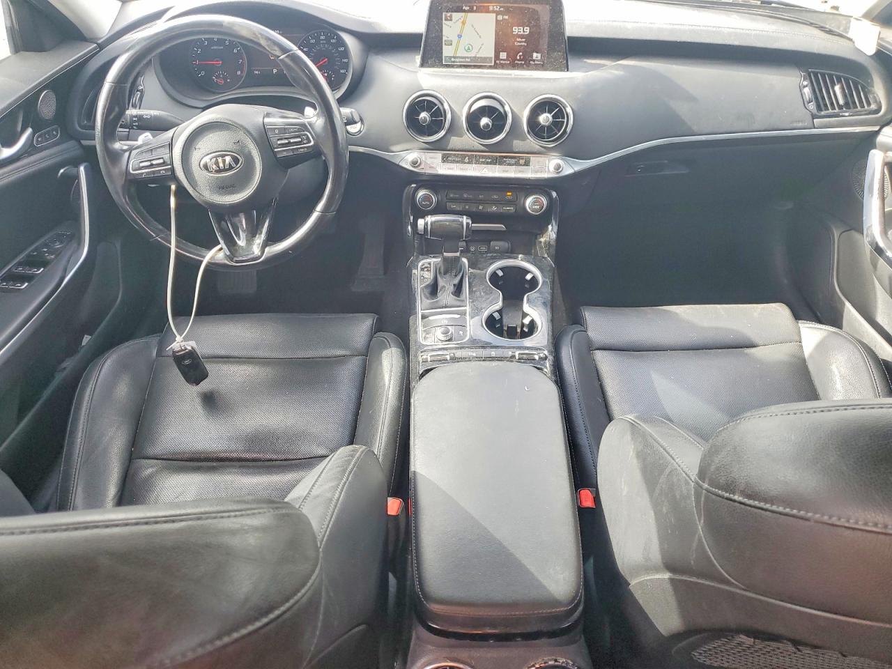 2018 KIA STINGER Premium