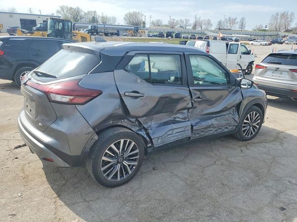 2021 NISSAN KICKS SV