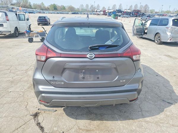 2021 NISSAN KICKS SV