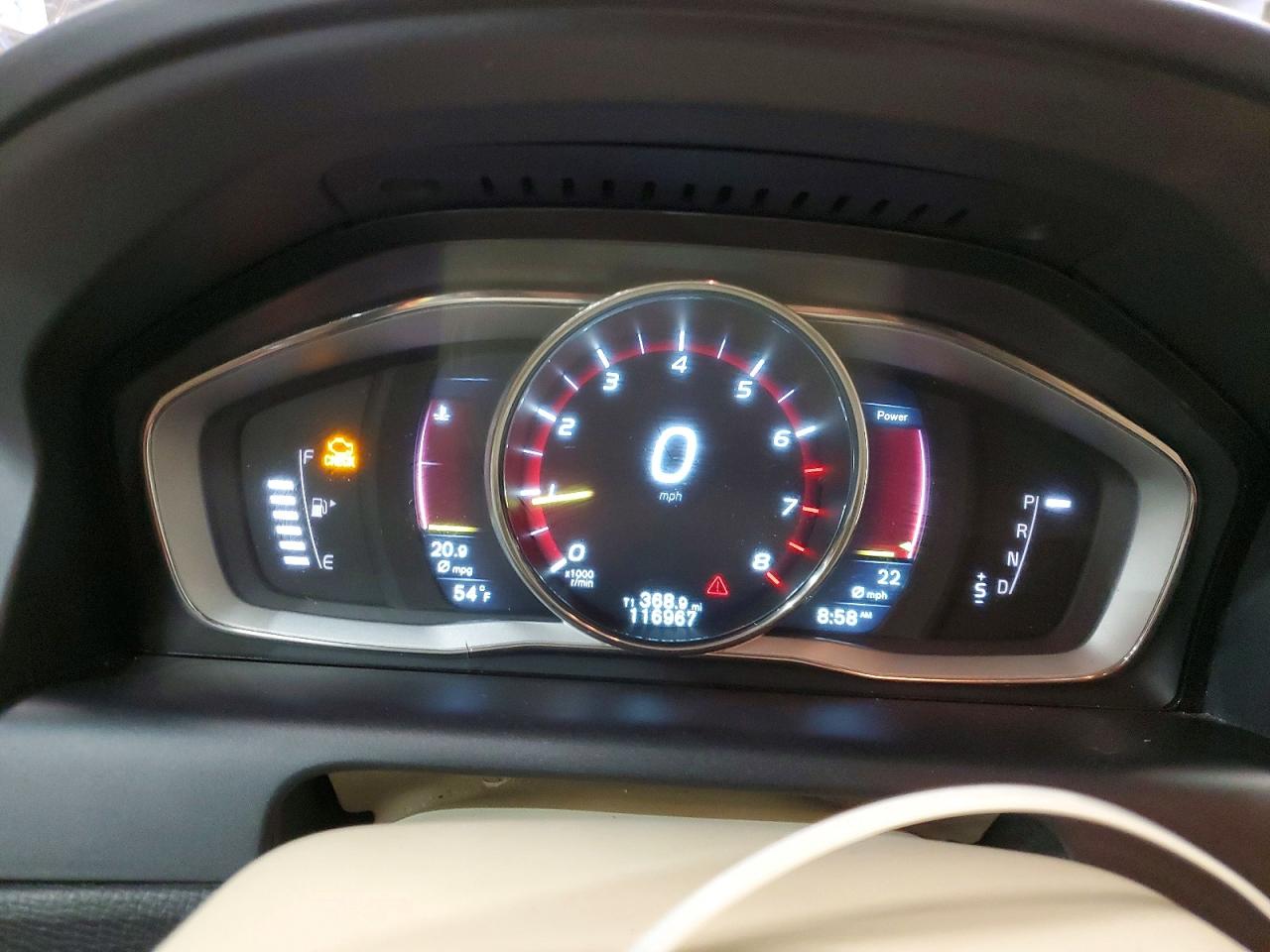 2015 VOLVO XC60 Premier (non R design)