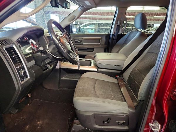 2019 RAM 1500 CLASSIC SLT