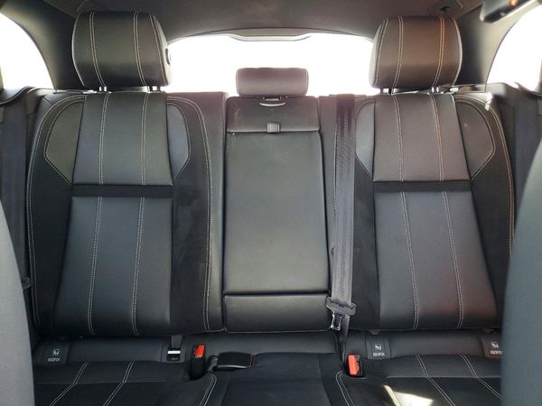 2018 LAND ROVER RANGE ROVER VELAR R-Dynamic SE