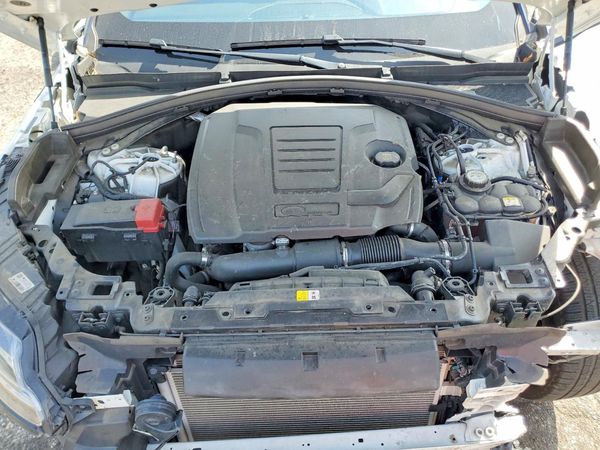 2018 LAND ROVER RANGE ROVER VELAR R-Dynamic SE