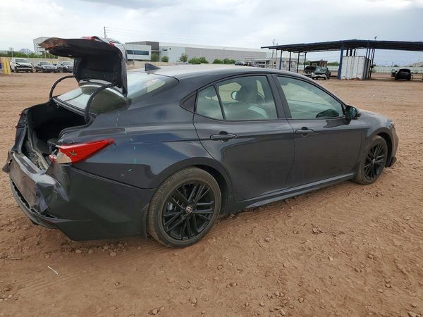 2025 TOYOTA CAMRY