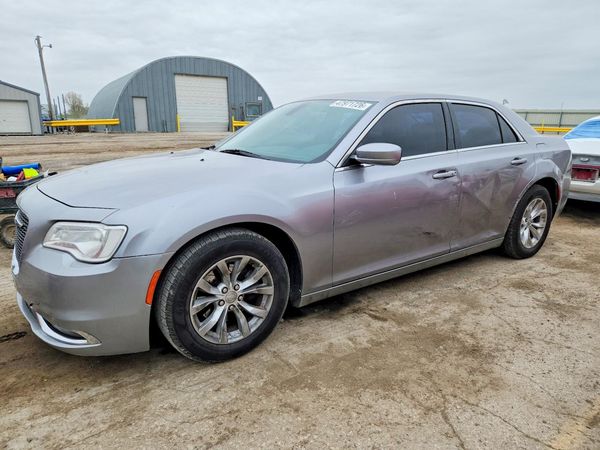 2015 CHRYSLER 300