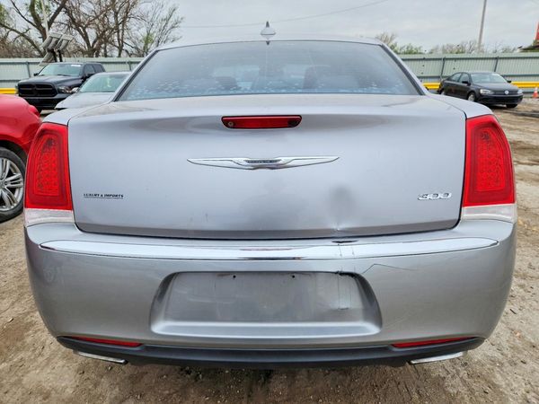 2015 CHRYSLER 300