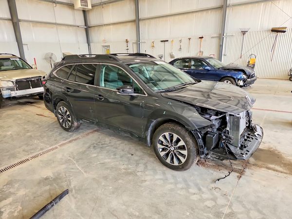 2025 SUBARU OUTBACK