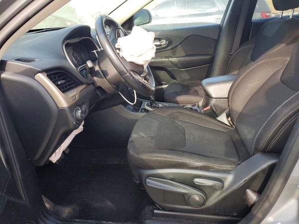 2015 JEEP CHEROKEE LATITUDE FWD