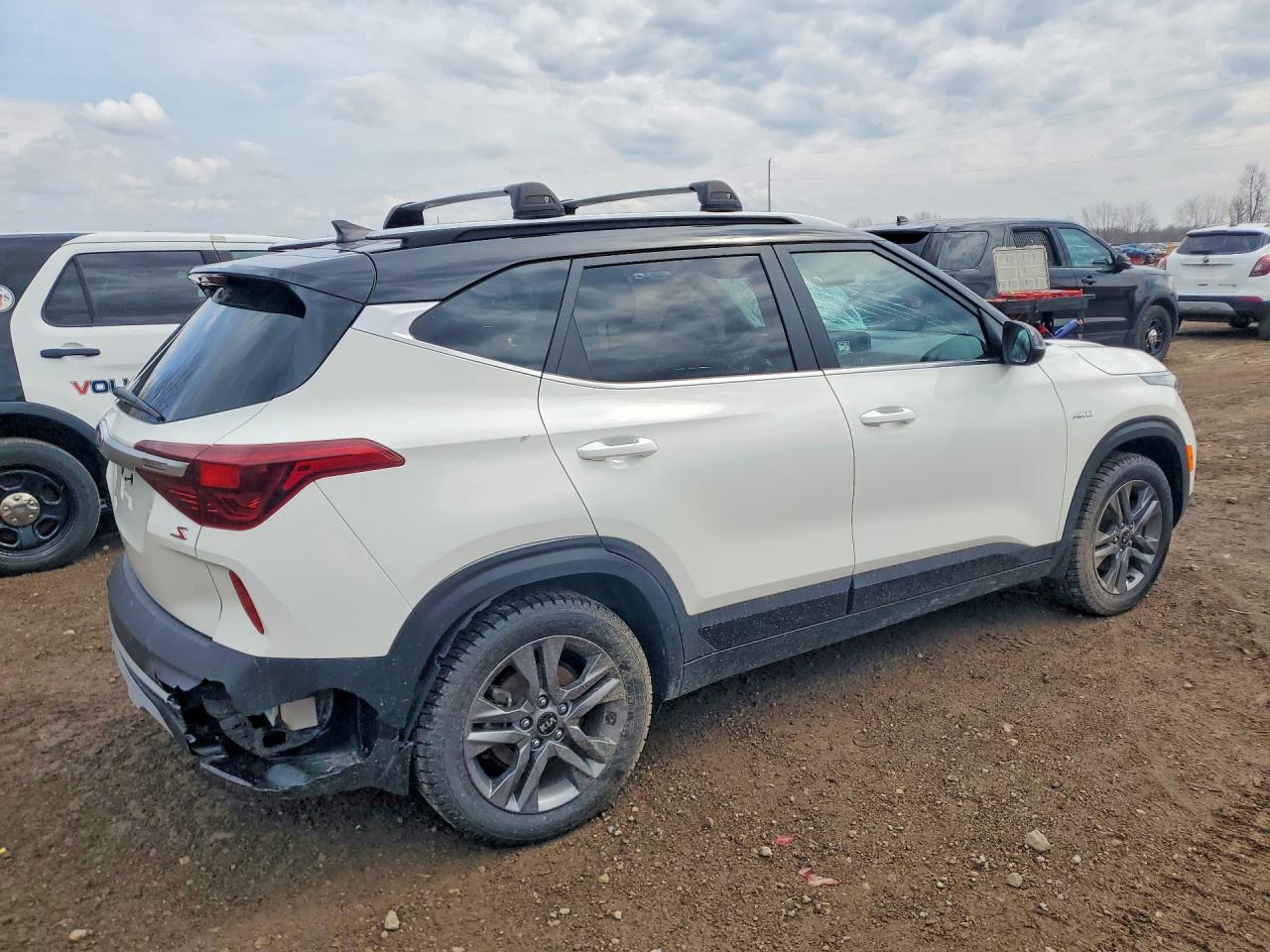 2021 KIA SELTOS S