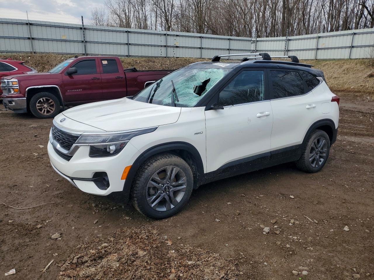 2021 KIA SELTOS S