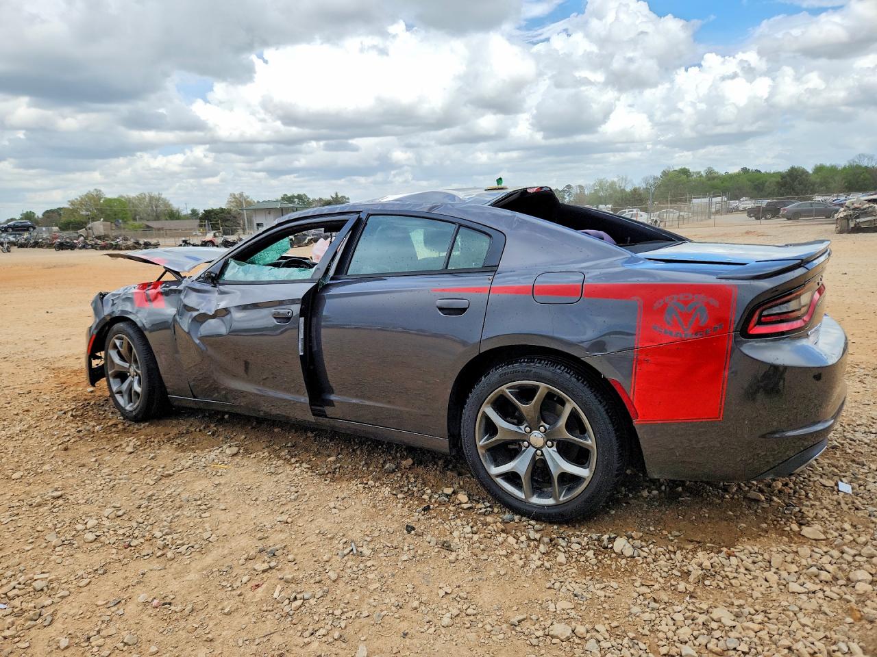 2016 DODGE CHARGER SXT