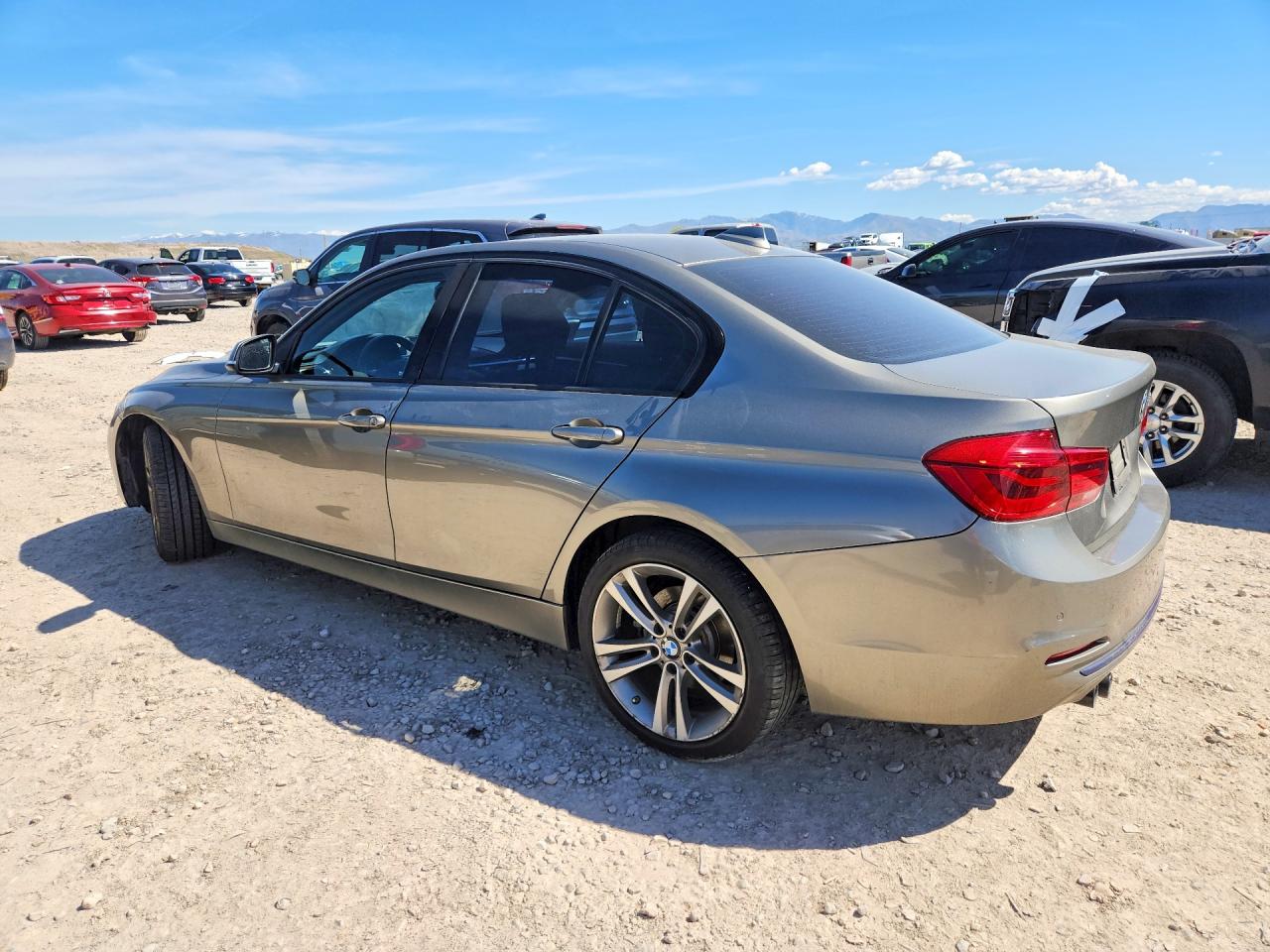 2016 BMW 328