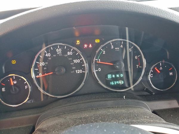2012 JEEP LIBERTY Sport