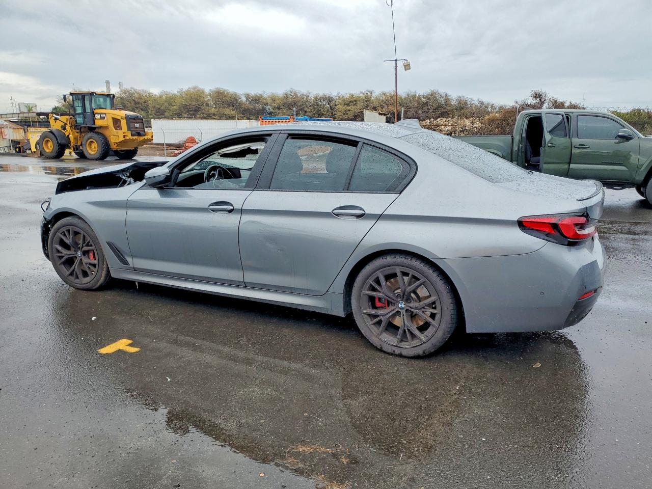 2023 BMW 530