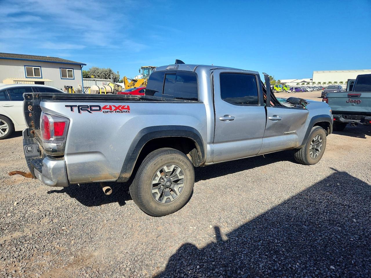 2022 TOYOTA TACOMA SR5