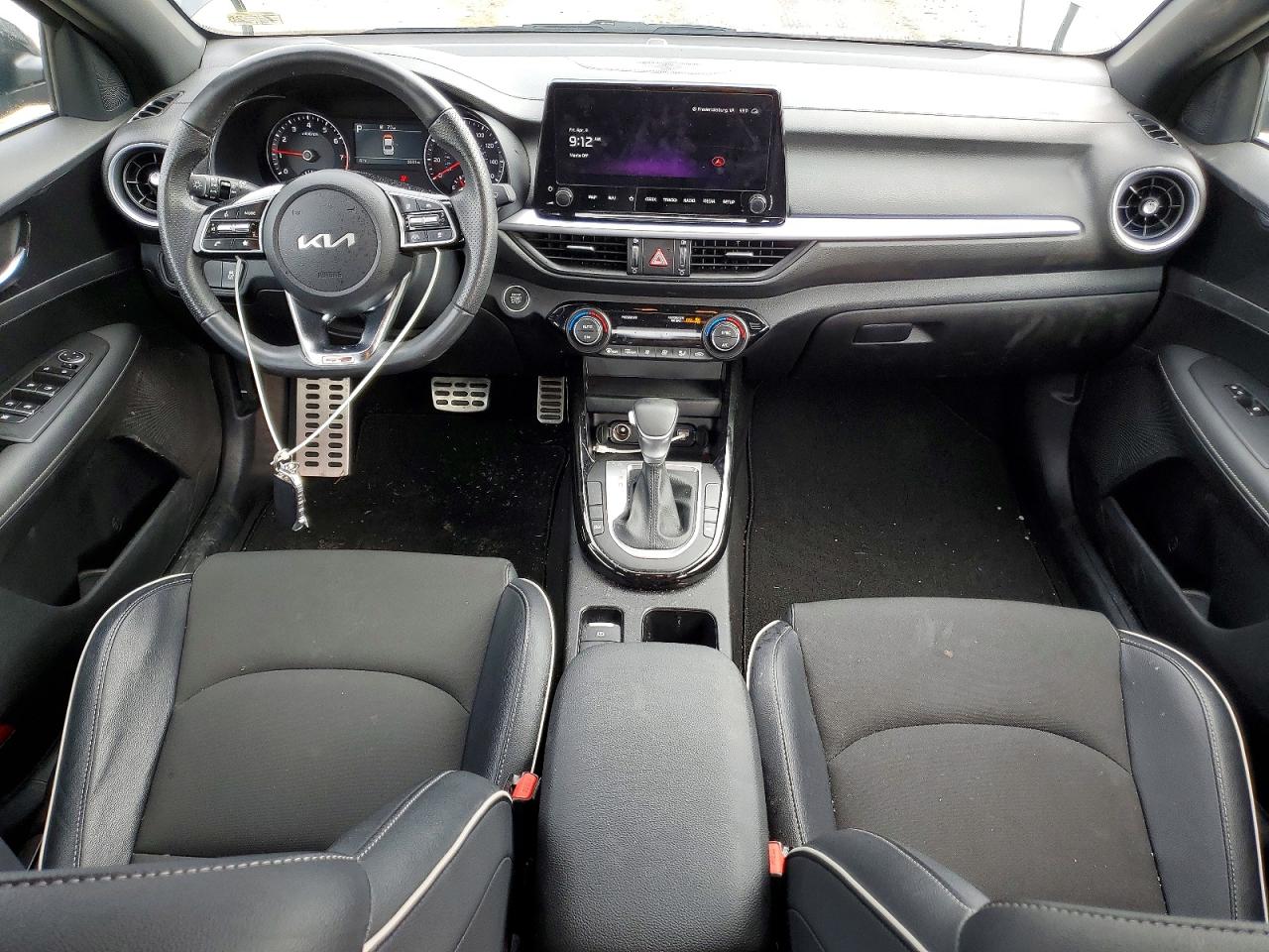 2024 KIA FORTE GT Line
