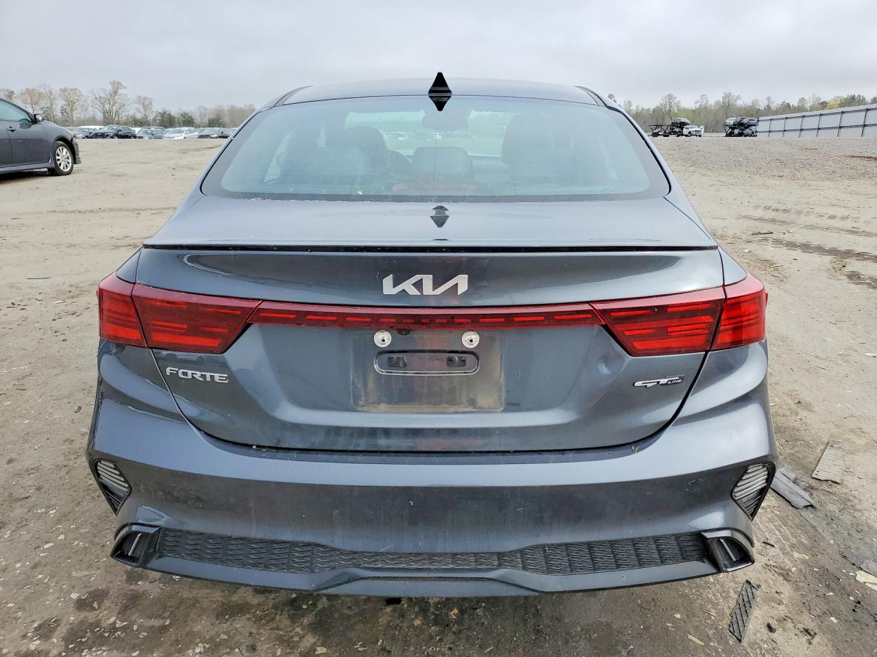 2024 KIA FORTE GT Line
