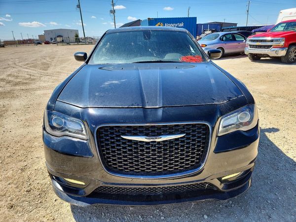2017 CHRYSLER 300