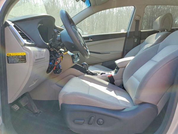 2017 HYUNDAI TUCSON
