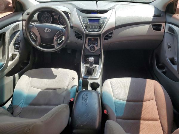 2013 HYUNDAI ELANTRA