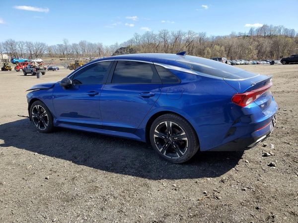 2022 KIA K5