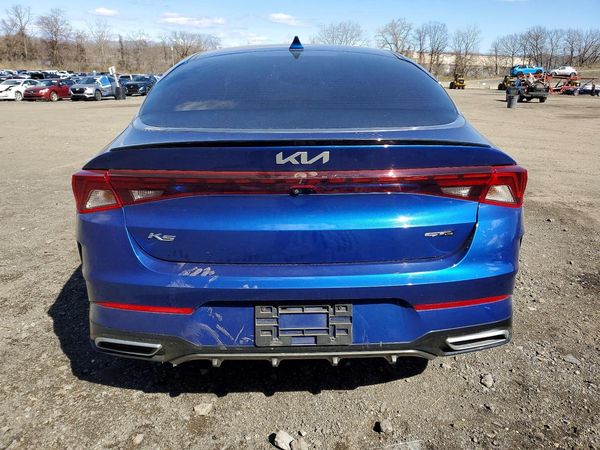 2022 KIA K5
