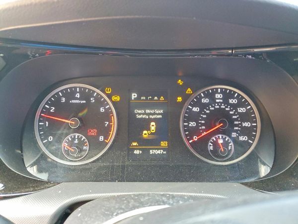 2022 KIA K5