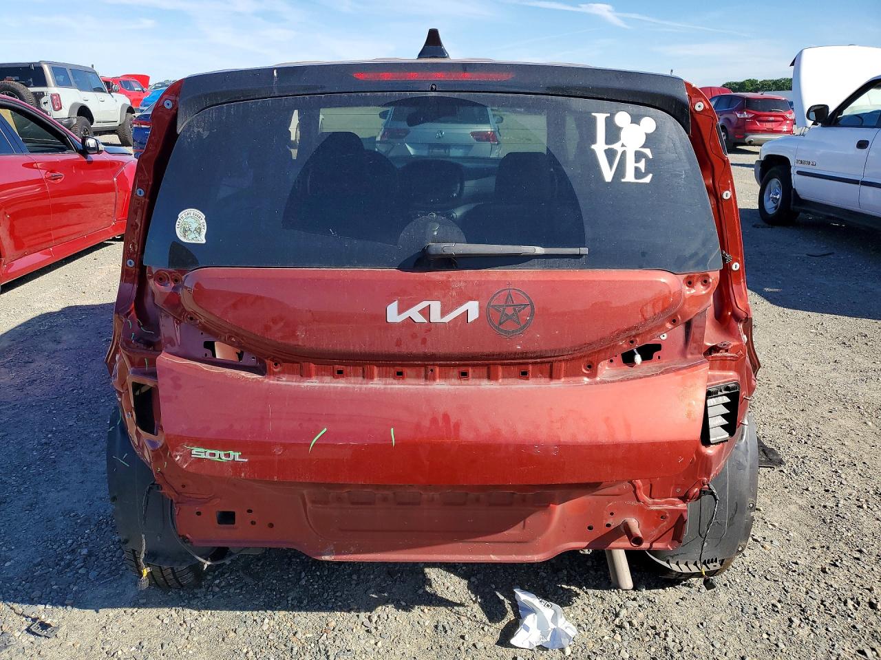 2023 KIA SOUL LX, S