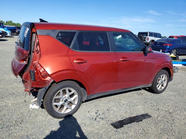 2023 KIA SOUL LX, S