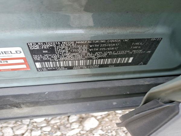 2023 TOYOTA RAV4 XLE