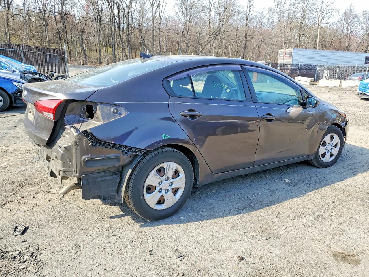 2017 KIA FORTE LX Base