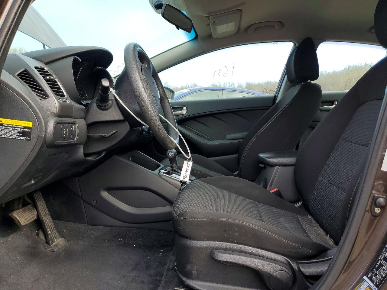 2017 KIA FORTE LX Base