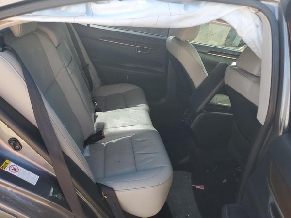 2014 LEXUS ES