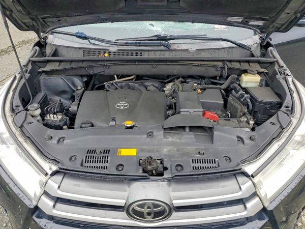 2017 TOYOTA HIGHLANDER SE/XLE