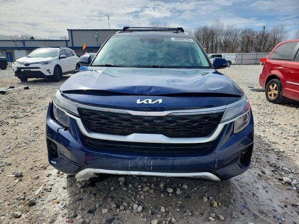 2022 KIA SELTOS EX