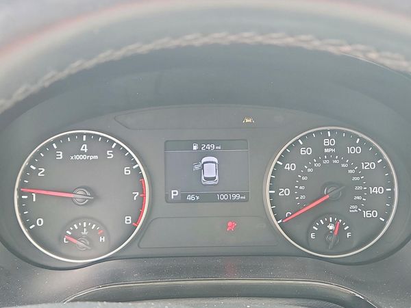 2022 KIA SELTOS EX