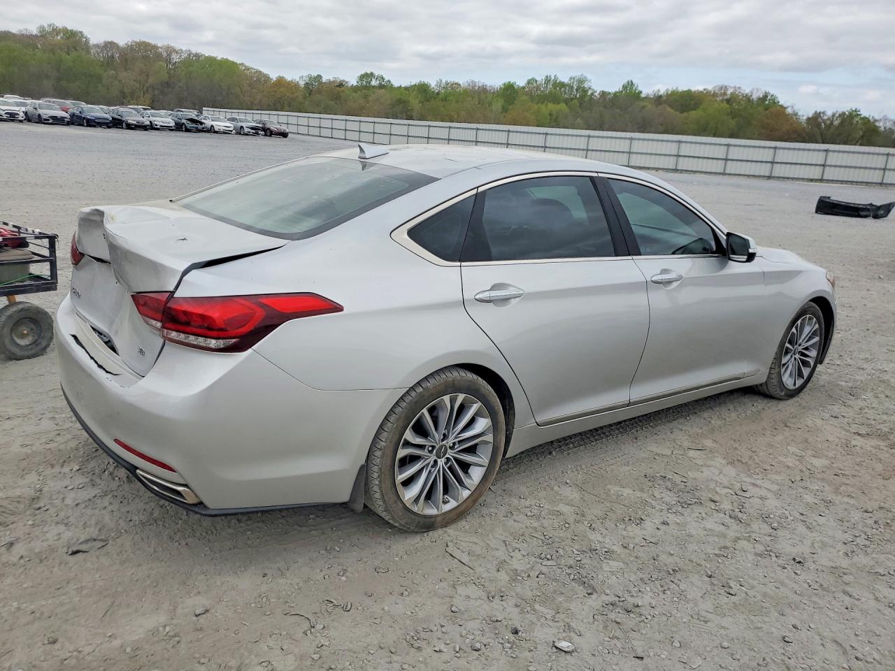 2017 GENESIS G80