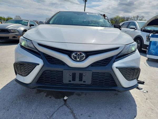 2023 TOYOTA CAMRY