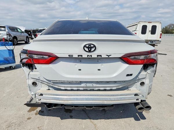 2023 TOYOTA CAMRY