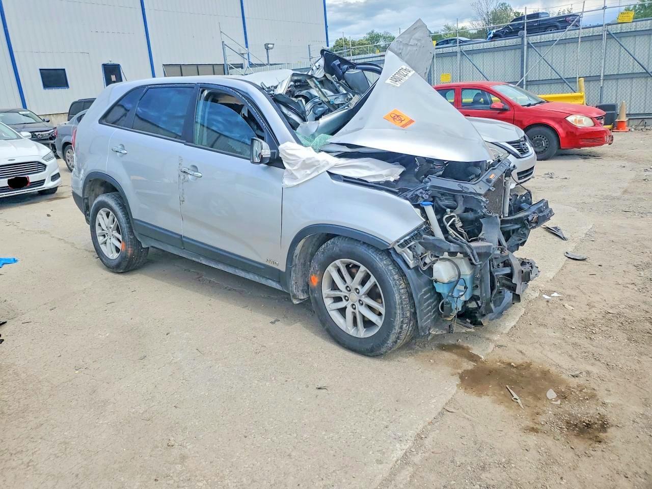 2014 KIA SORENTO Base/ LX