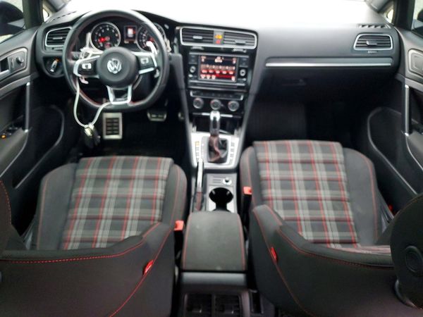 2019 VOLKSWAGEN GTI